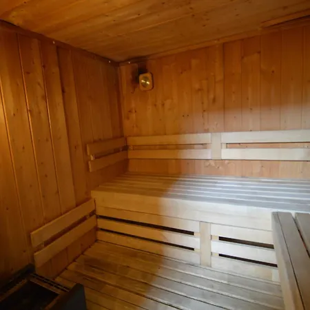 Holiday home In With Private Pool, Cleaning Included Waimes