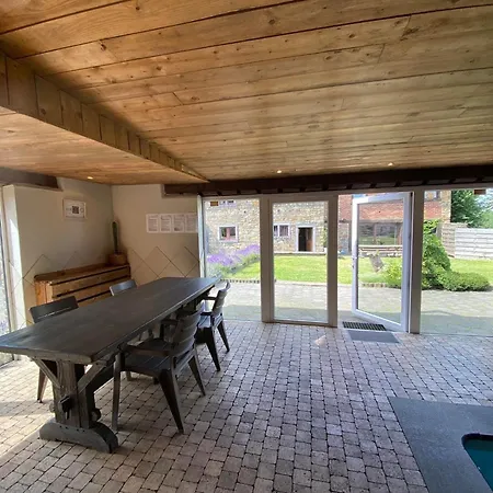 In With Private Pool, Cleaning Included Holiday home