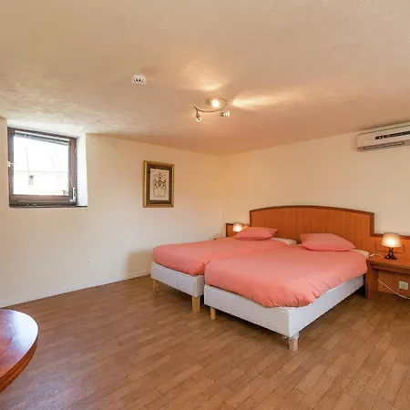 Spacious Villa, Cleaning Included *