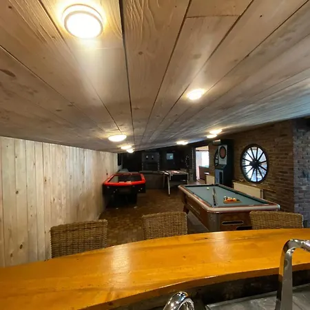 Spacious Villa, Cleaning Included *